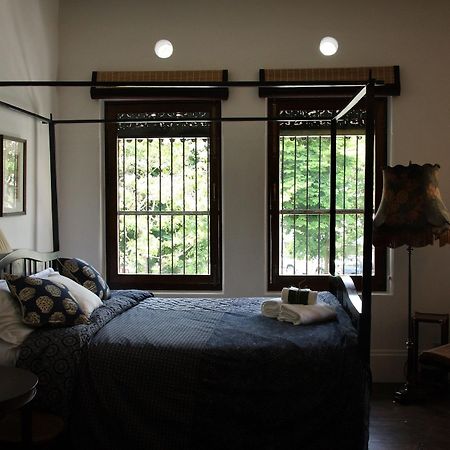 בנגקוק The Bhuthorn Bed & Breakfast מראה חיצוני תמונה