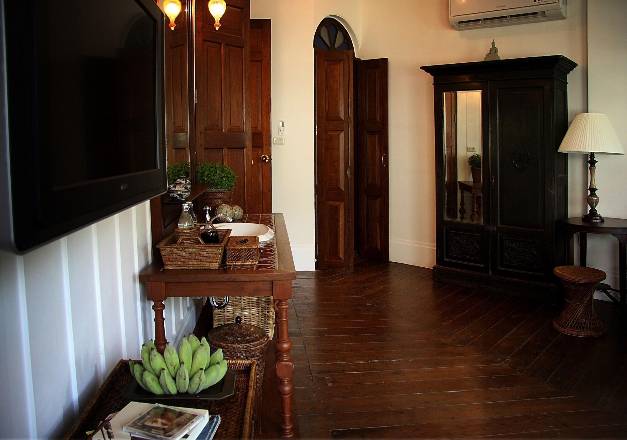 בנגקוק The Bhuthorn Bed & Breakfast מראה חיצוני תמונה