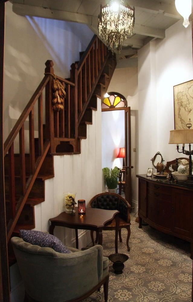 בנגקוק The Bhuthorn Bed & Breakfast מראה חיצוני תמונה