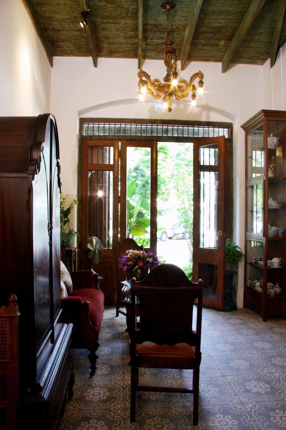בנגקוק The Bhuthorn Bed & Breakfast מראה חיצוני תמונה